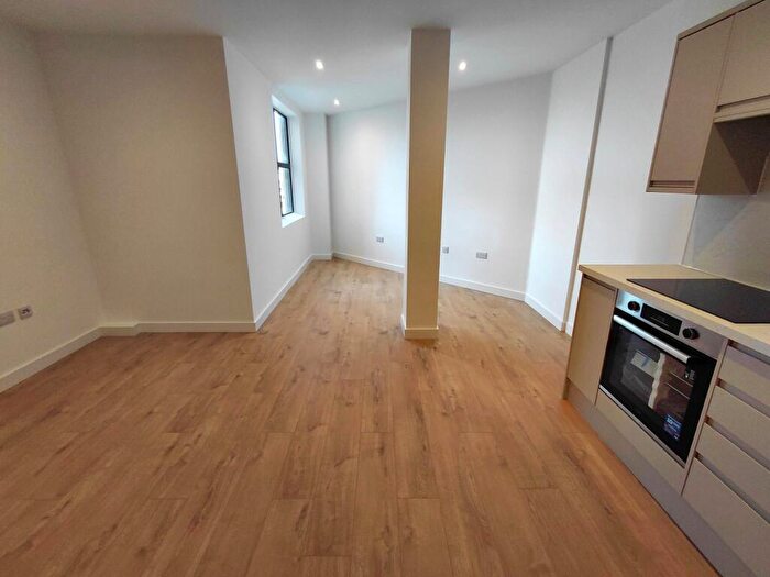 1 Bedroom Flat To Rent In Bay View, Wraik Hill, Whitstable, Kent, CT5