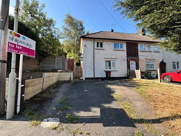 3 Bedroom House To Rent In Cedar Road, Dudley, DY1