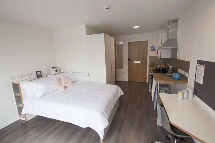 Studio To Rent In North Hanover Street, Glasgow, G4