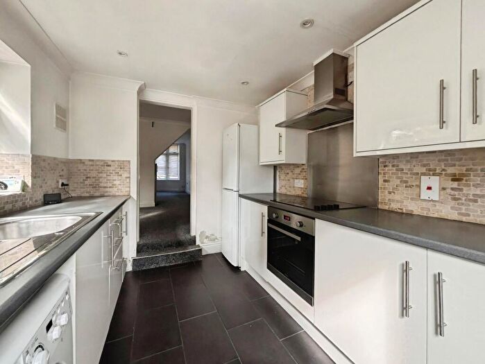 2 Bedroom Terraced House For Sale In Desford Road, London, E16