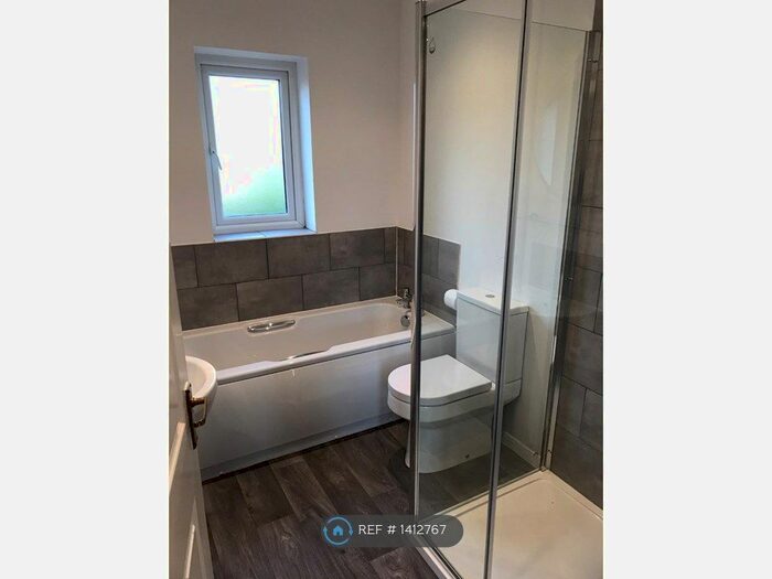 2 Bedroom End Of Terrace House To Rent In Blackthorn, Stamford, PE9