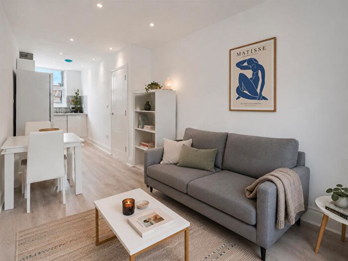 1 Bedroom Flat To Rent In East End Road, East Finchley, N2