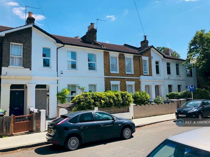 6 Bedroom Terraced House To Rent In Kings Grove, London, SE15