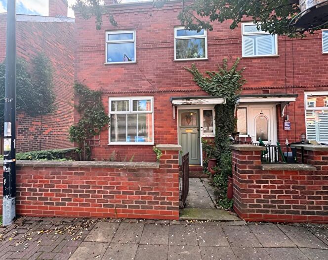 3 Bedroom Terraced House For Sale In Mellor Street, Stretford, M32