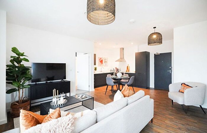 2 Bedroom Flat To Rent In Young Street, City Centre, S1