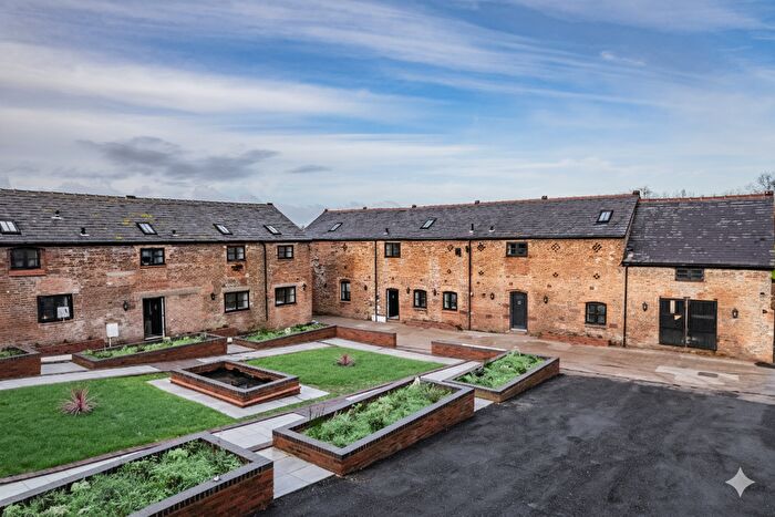 4 Bedroom Barn Conversion For Sale In Meadow Lane, Huntington, Chester, Cheshire, CH3