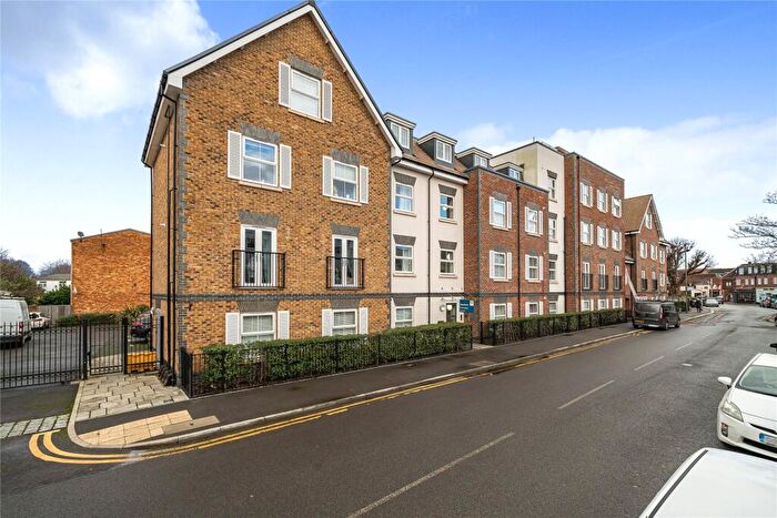 2 Bedroom Flat For Sale In Bridge House, Bridge Street, Walton-on-Thames, Surrey, KT12