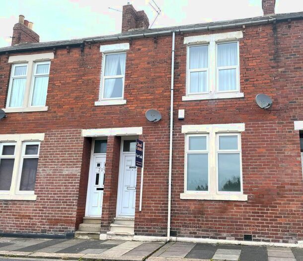 2 Bedroom Flat To Rent In Ayton Street, Byker, Newcastle Upon Tyne, NE6