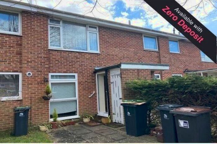 2 Bedroom Flat To Rent In Priory View Road, Christchurch, BH23