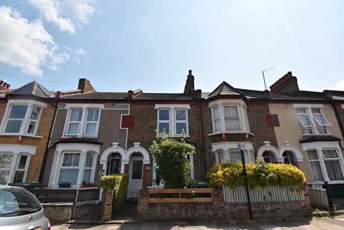 2 Bedroom Flat To Rent In Nelgarde Road, London, SE6