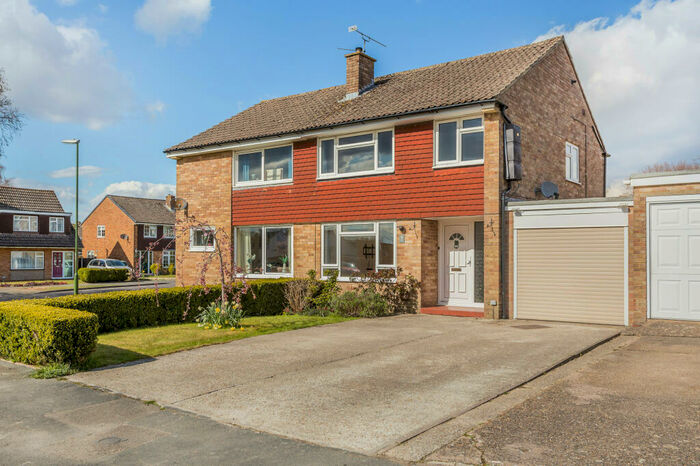 3 Bedroom Semi-Detached House To Rent In Rowan Way, Horsham, RH12