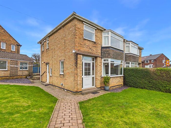 3 Bedroom Semi-Detached House For Sale In Wollaton Road, Sheffield, S17