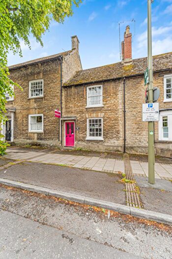 3 Bedroom Cottage For Sale In Spring Cottage, Corn Street, Witney, OX28