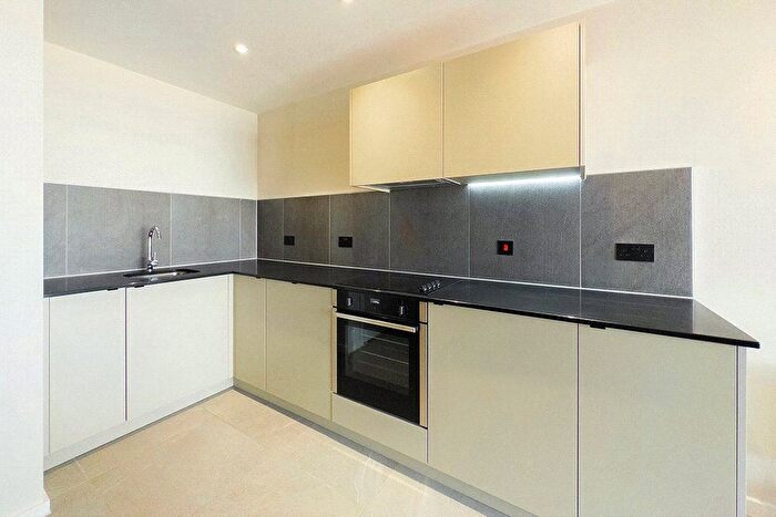 1 Bedroom Flat For Sale In City Gardens, B Spinners Wy, Manchester, M15