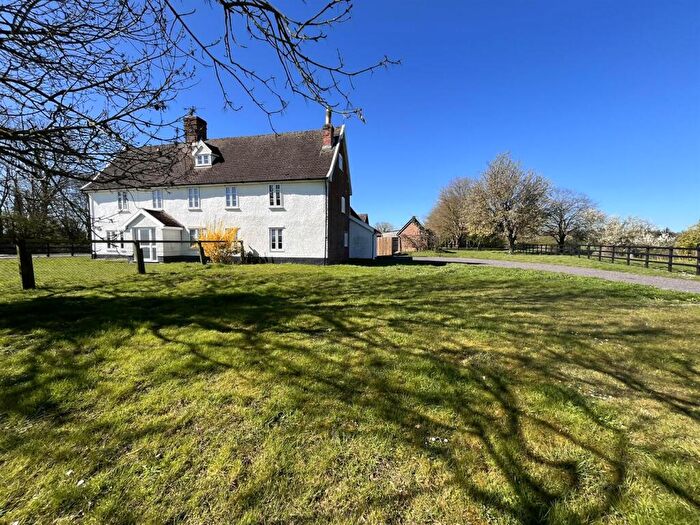 3 Bedroom Semi Detached House To Rent In Badingham, IP13