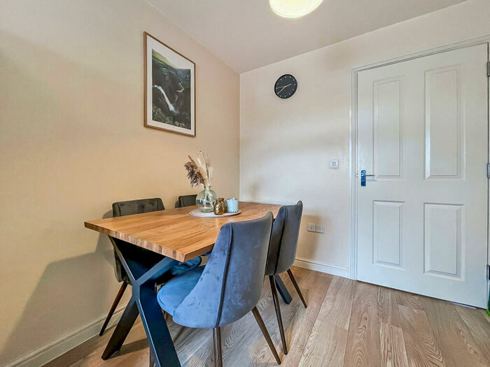 2 Bedroom Apartment To Rent In Thursday Street, Swindon, Wiltshire, SN25