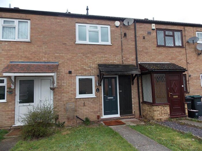 2 Bedroom Terraced House To Rent In Abbots Field, Gravesend, DA12