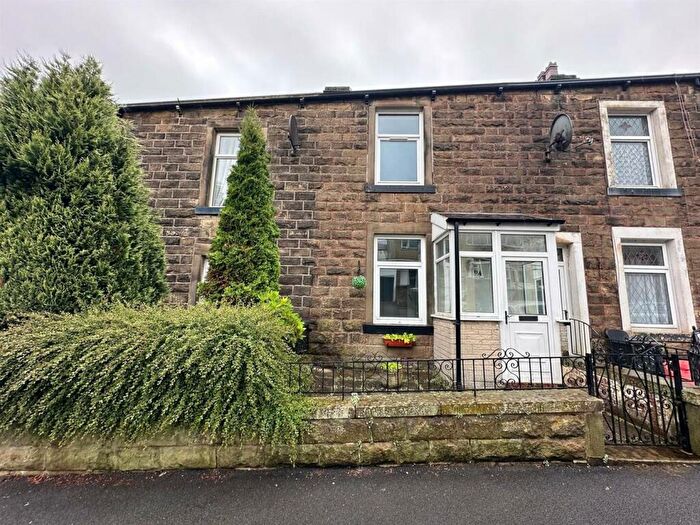 2 Bedroom Terraced House To Rent In York Street, Barnoldswick, BB18