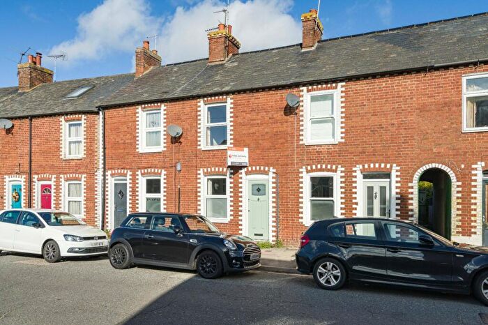 2 Bedroom Terraced House For Sale In Chinnor Road, Thame, Oxfordshire, OX9