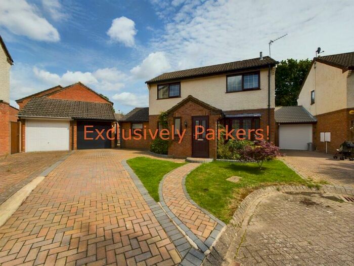 3 Bedroom Detached House To Rent In Goldsmith Close, Totton, SO40