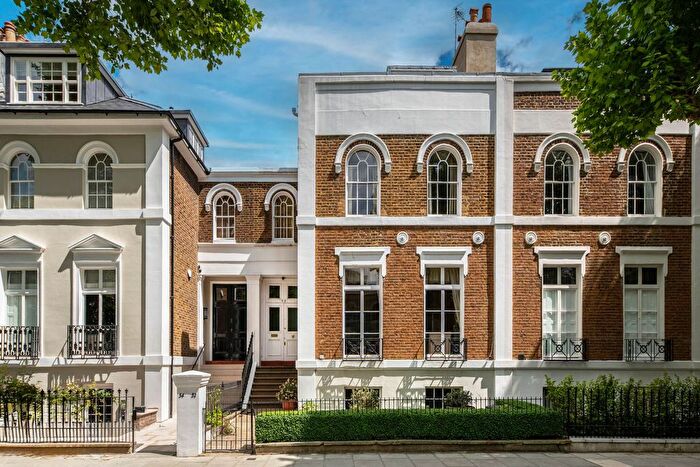 4 Bedroom Property For Sale In Addison Avenue, Holland Park, W11