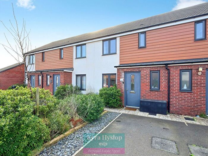 3 Bedroom Terraced House For Sale In Tithebarn, Exeter, EX1