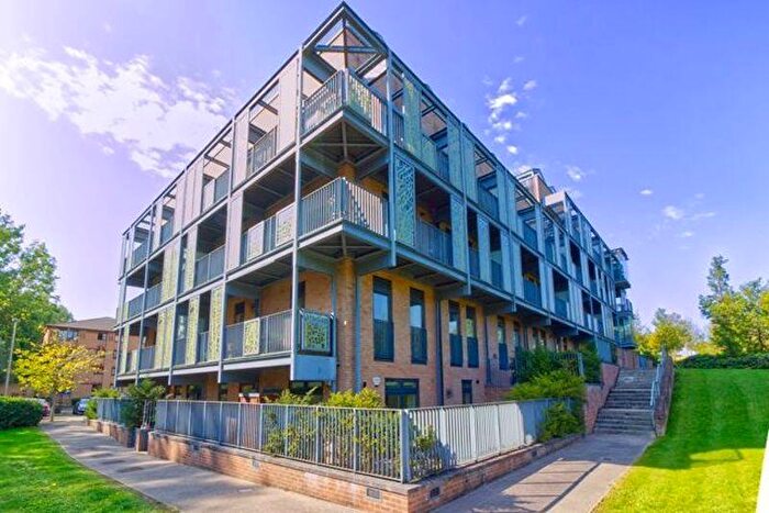 2 Bedroom Flat For Sale In Dalgin Place, Milton Keynes, MK9