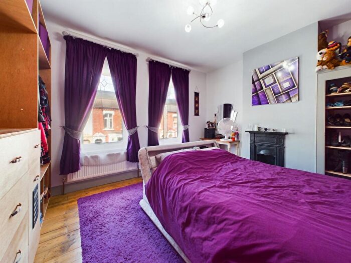 3 Bedroom Terraced House For Sale In Loyd Road, Abington, Northampton, NN1