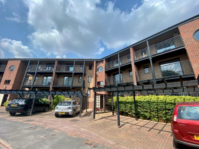 House To Rent In Castle Gardens, Nottingham, NG7