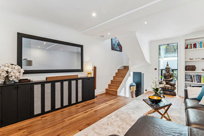 4 Bedroom Terraced House To Rent In Arlington Road, Camden, NW1