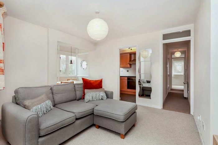 1 Bedroom Flat To Rent In Maynards Quay, Wapping, E1W