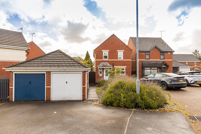 3 Bedroom Detached House For Sale In Manna Drive, Chester, CH2