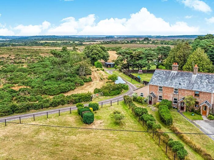 3 Bedroom End Of Terrace House For Sale In Furzebrook Road, Wareham, BH20