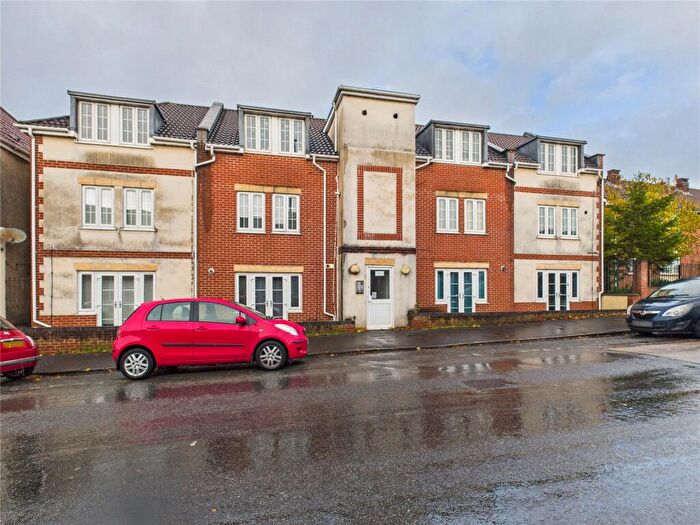 1 Bedroom Apartment For Sale In Bell Hill Road, Bristol, BS5