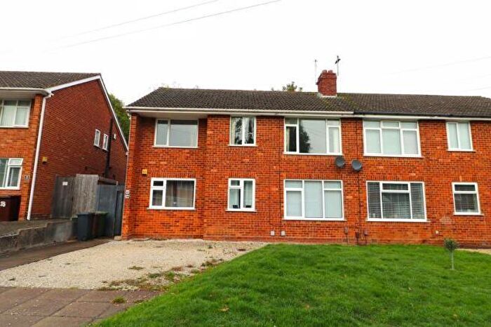 2 Bedroom Maisonette For Sale In Langley Hall Road, Olton, Solihull, West Midlands, B92