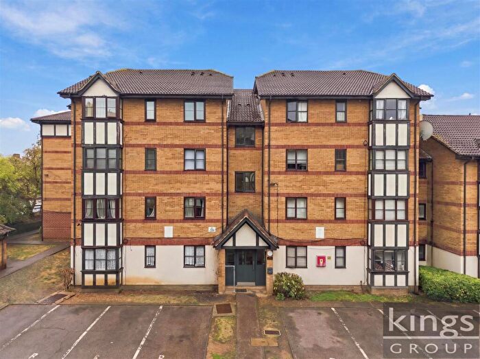 1 Bedroom Flat For Sale In Somerset Gardens, White Hart Lane, Creighton Road, London, N17