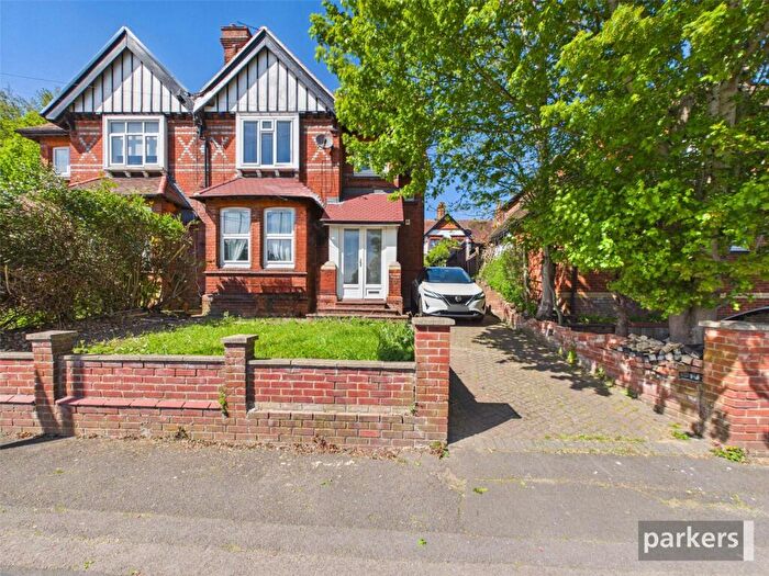 3 Bedroom Semi Detached House To Rent In Berkeley Avenue, Reading, Berkshire, RG1