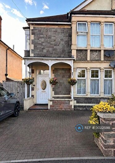 3 Bedroom Flat To Rent In Devonshire Road, Weston-Super-Mare, BS23