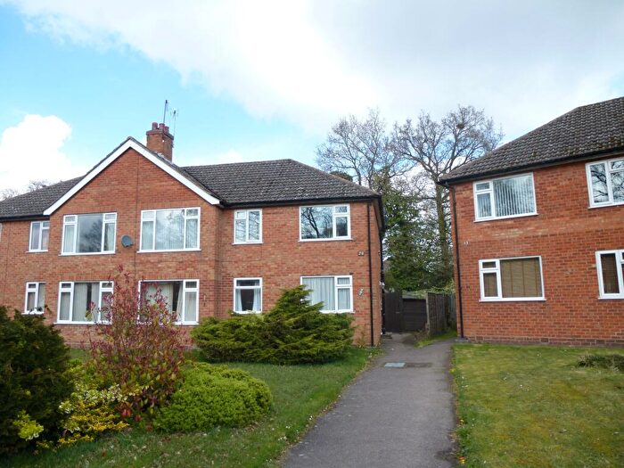 2 Bedroom Maisonette To Rent In Featherstone Crescent, Shirley, Solihull, B90