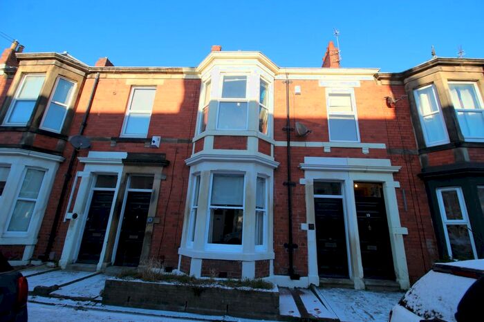 2 Bedroom Flat To Rent In Fairfield Road, Jesmond, Newcastle Upon Tyne, NE2