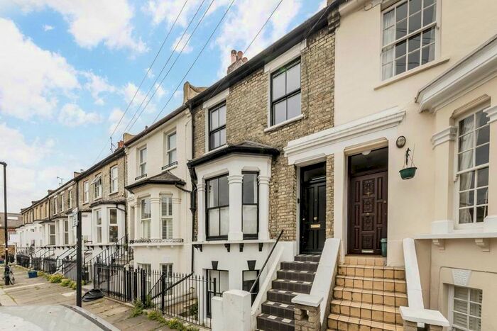 4 Bedroom Property To Rent In Coombe Road, London, W4