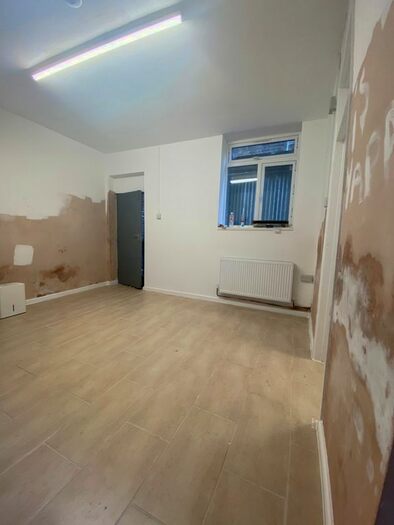 1 Bedroom Studio To Rent In Crescent Road, London, N22