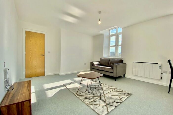 1 Bedroom Apartment To Rent In The Preston, Viaduct Road, LS4