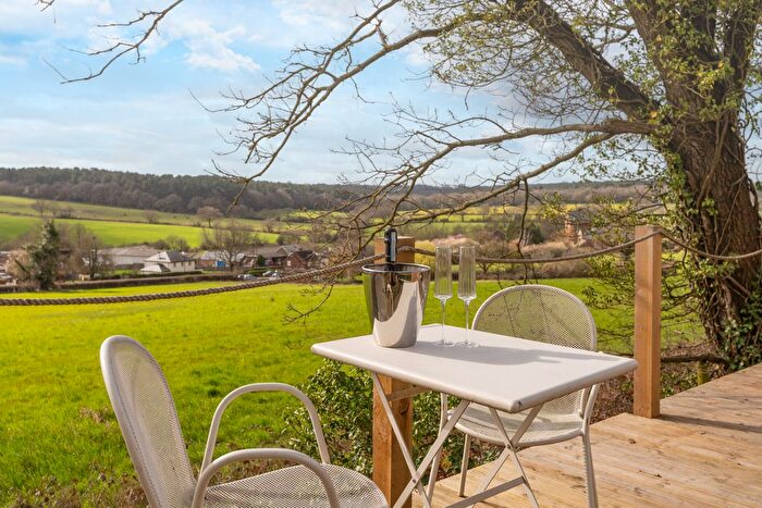 3 Bedroom Semi-Detached House For Sale In Sika Gardens, Enfield, EN2