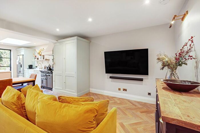 5 Bedroom Terraced House For Sale In The Grove, Ealing, London, W5
