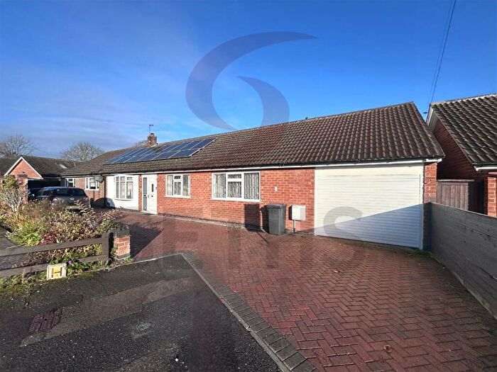 5 Bedroom Detached Bungalow To Rent In Ballater Close, Leicester, LE5