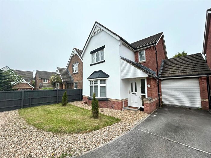3 Bedroom Detached House To Rent In Clos Castell Coity, Broadlands, Bridgend, CF31