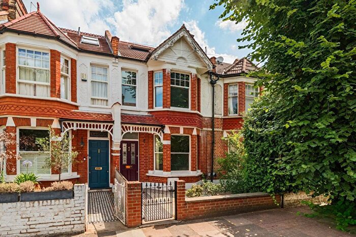 5 Bedroom Terraced House For Sale In Elborough Street, Southfields, London, SW18