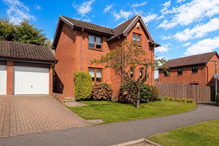 3 Bedroom Detached Villa For Sale In Binniehill Road, Cumbernauld, Glasgow, G68