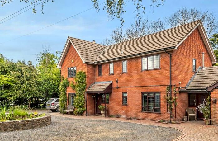7 Bedroom Detached House For Sale In Lyonshall, Herefordshire, HR5